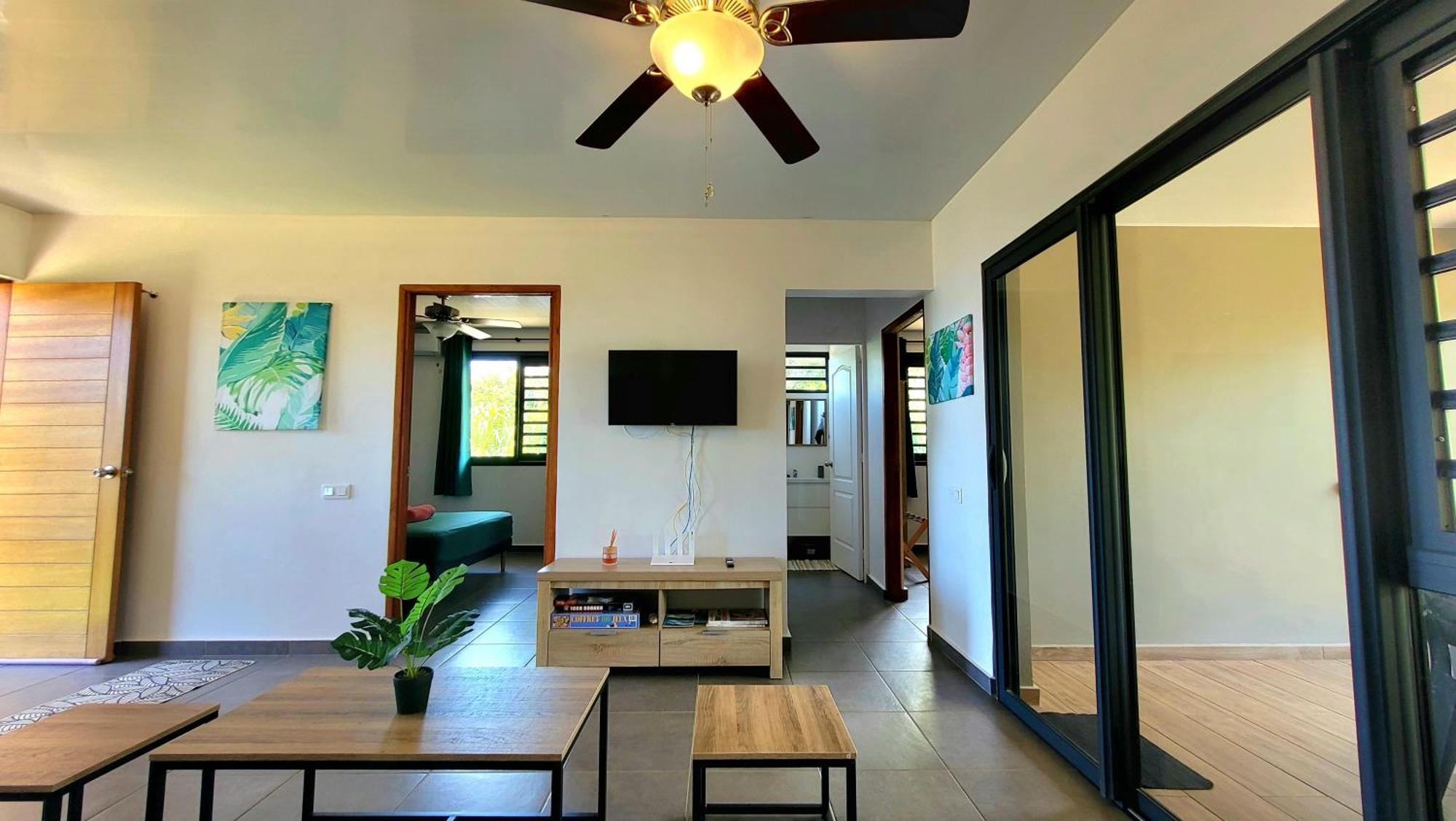 Teahupo'O Lodge, Fare Raepu'U, L'Aventure Du Bout De L'Ile En Famille Ou Entre Amis Теахупоо Экстерьер фото